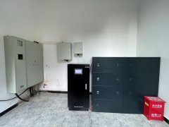 蓄电池稳压器UPS不间断电源稳压电源安装案例
